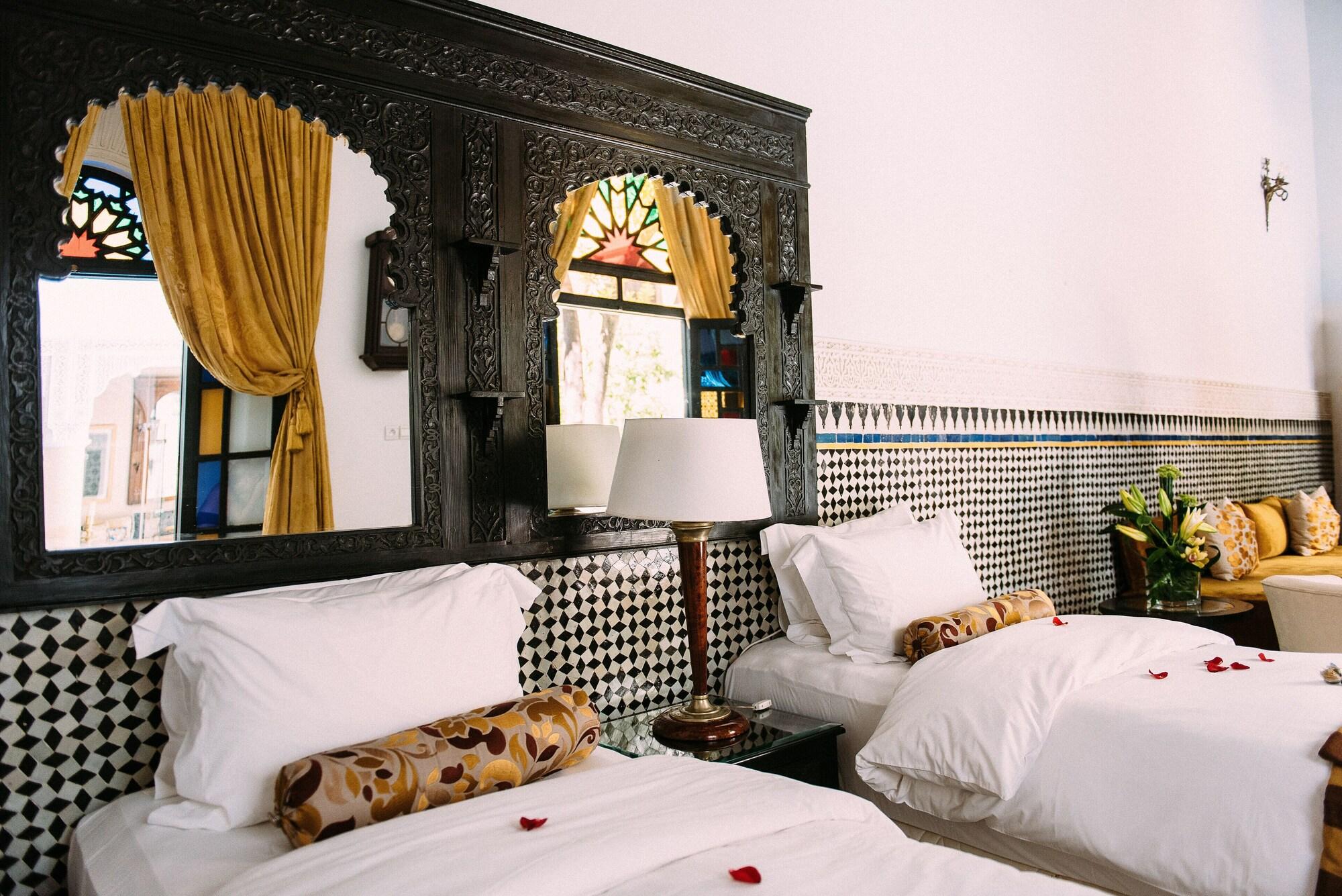Riad Maison Bleue And Spa Фес Екстериор снимка