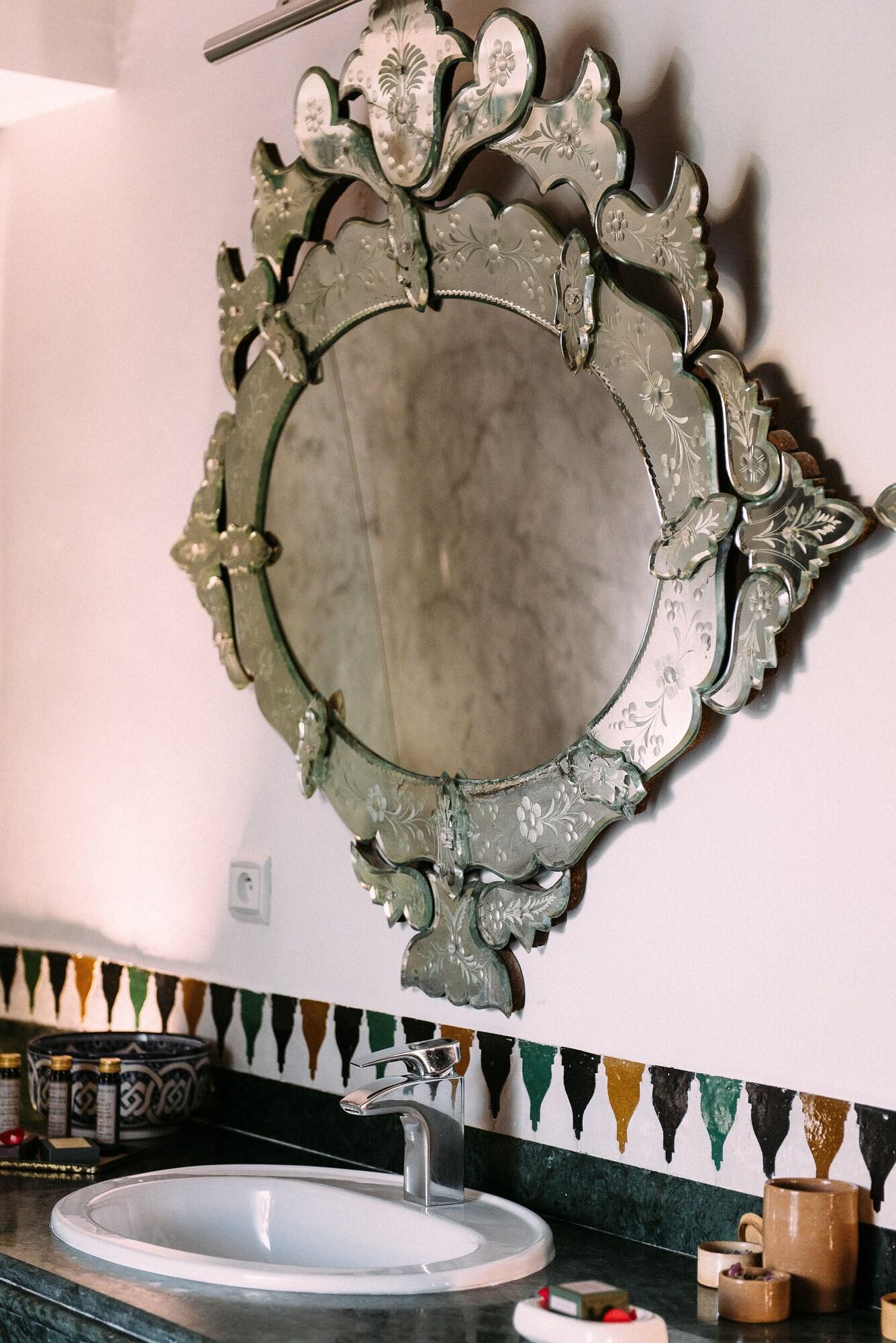 Riad Maison Bleue And Spa Фес Екстериор снимка